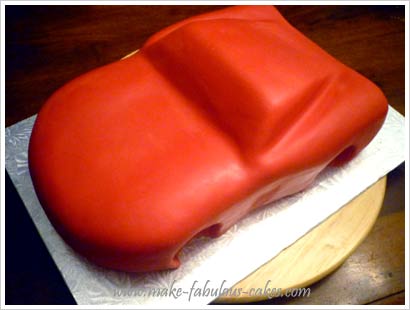 Homemade Birthday Cake on Use A Veining Tool To Shape Lightning Mcqueen S Mouth  First  Make The