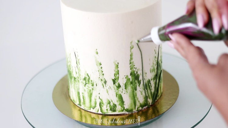 How to Pipe Buttercream Lavender Flowers