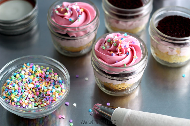 Cupcake in a Jar by Make Fabulous Cakes