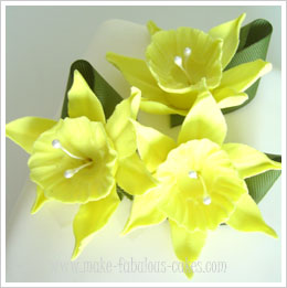 gum paste daffodil tutorial