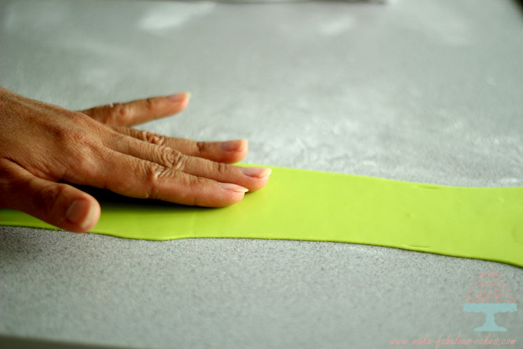 Polka dot Gum Paste Bow Tie Tutorial