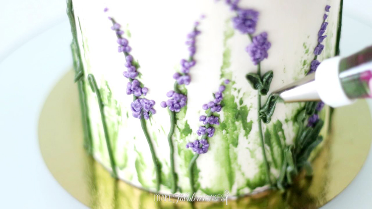 How to Pipe Buttercream Lavender Flowers