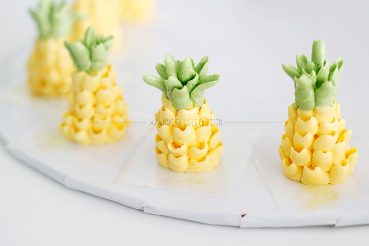 buttercream pineapples