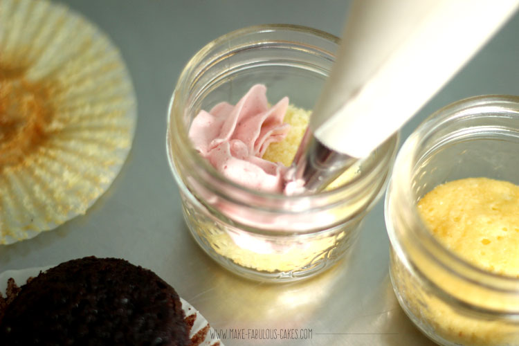 Cupcake in a Jar by Make Fabulous Cakes