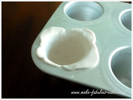 gum paste teacup