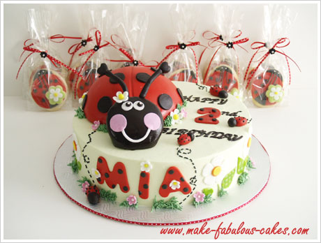 ladybug cakes and cookies