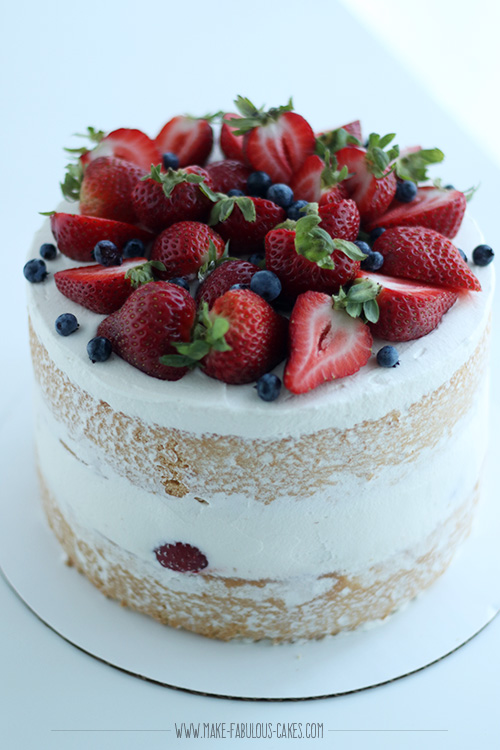 Strawberry Mascarpone Cream Cake