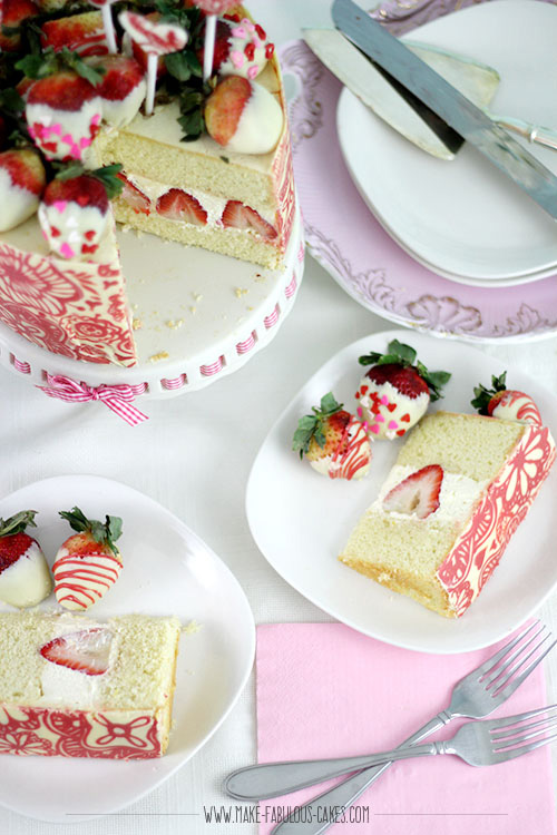 strawberry mascarpone cream cake