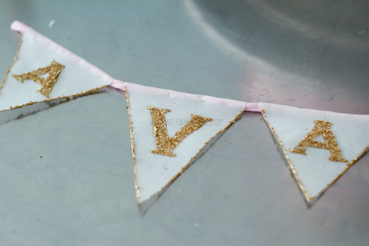 wafer paper bunting tutorial